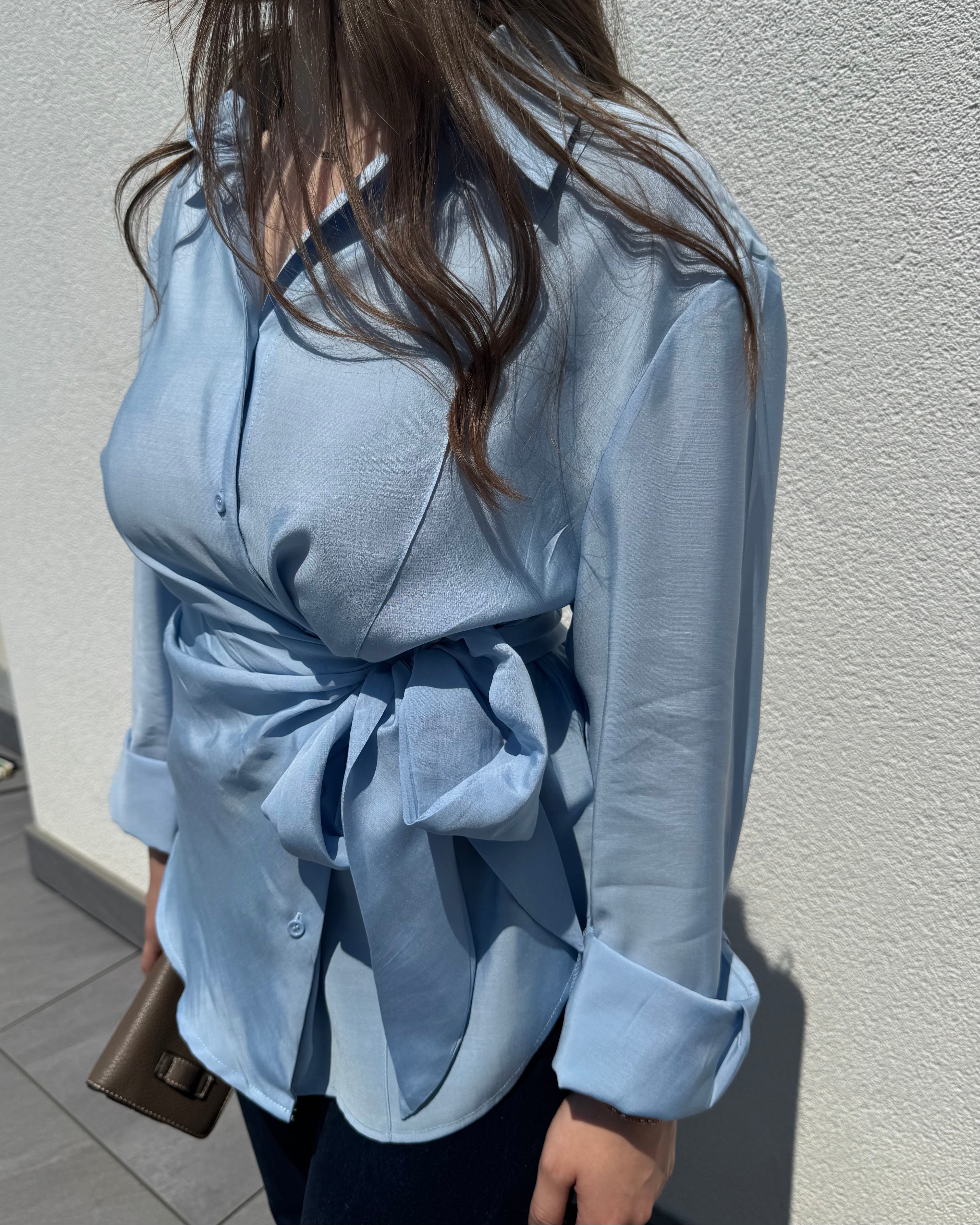CHEMISE NOUÉE