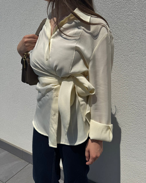 CHEMISE NOUÉE