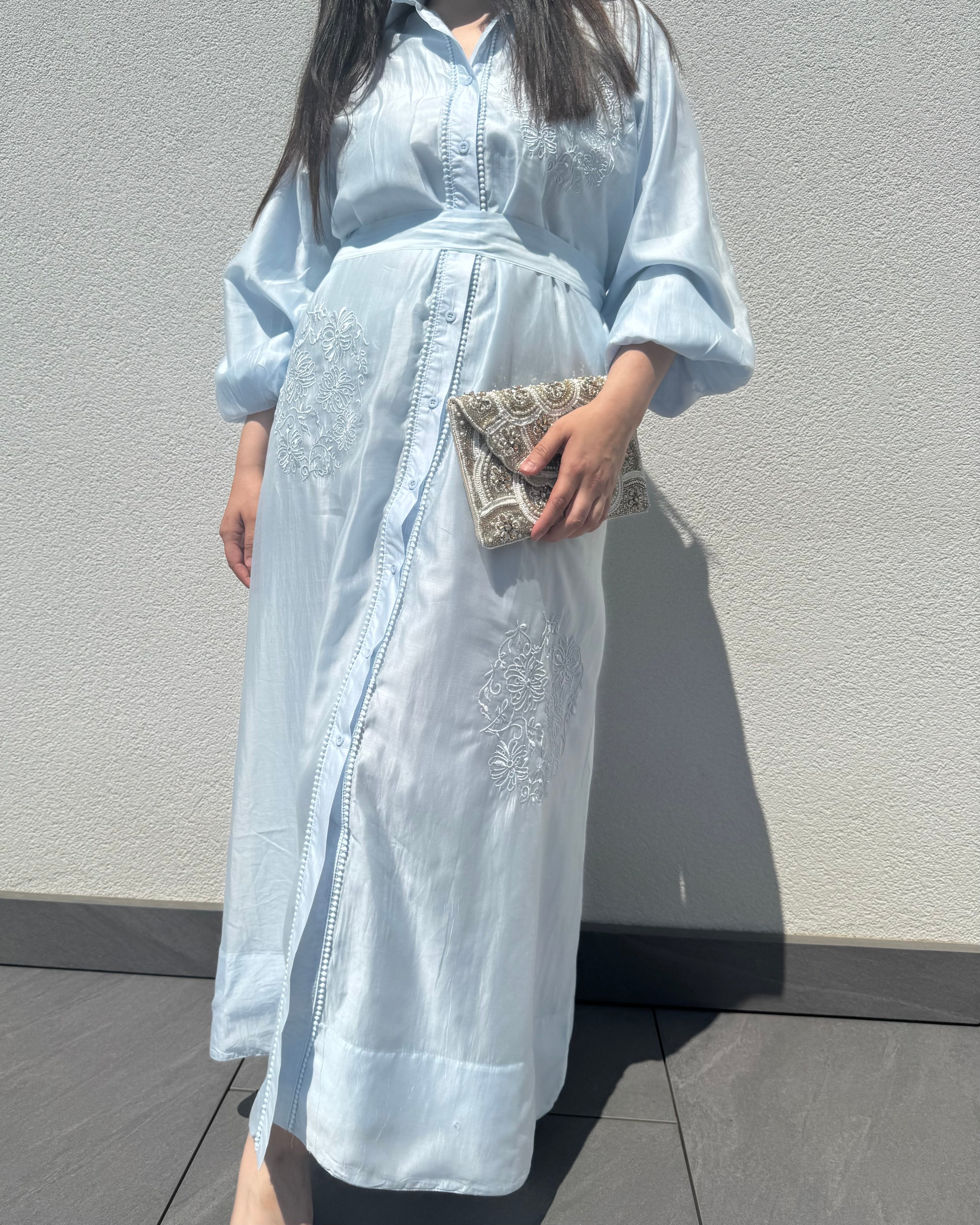 ROBE BRODÉE