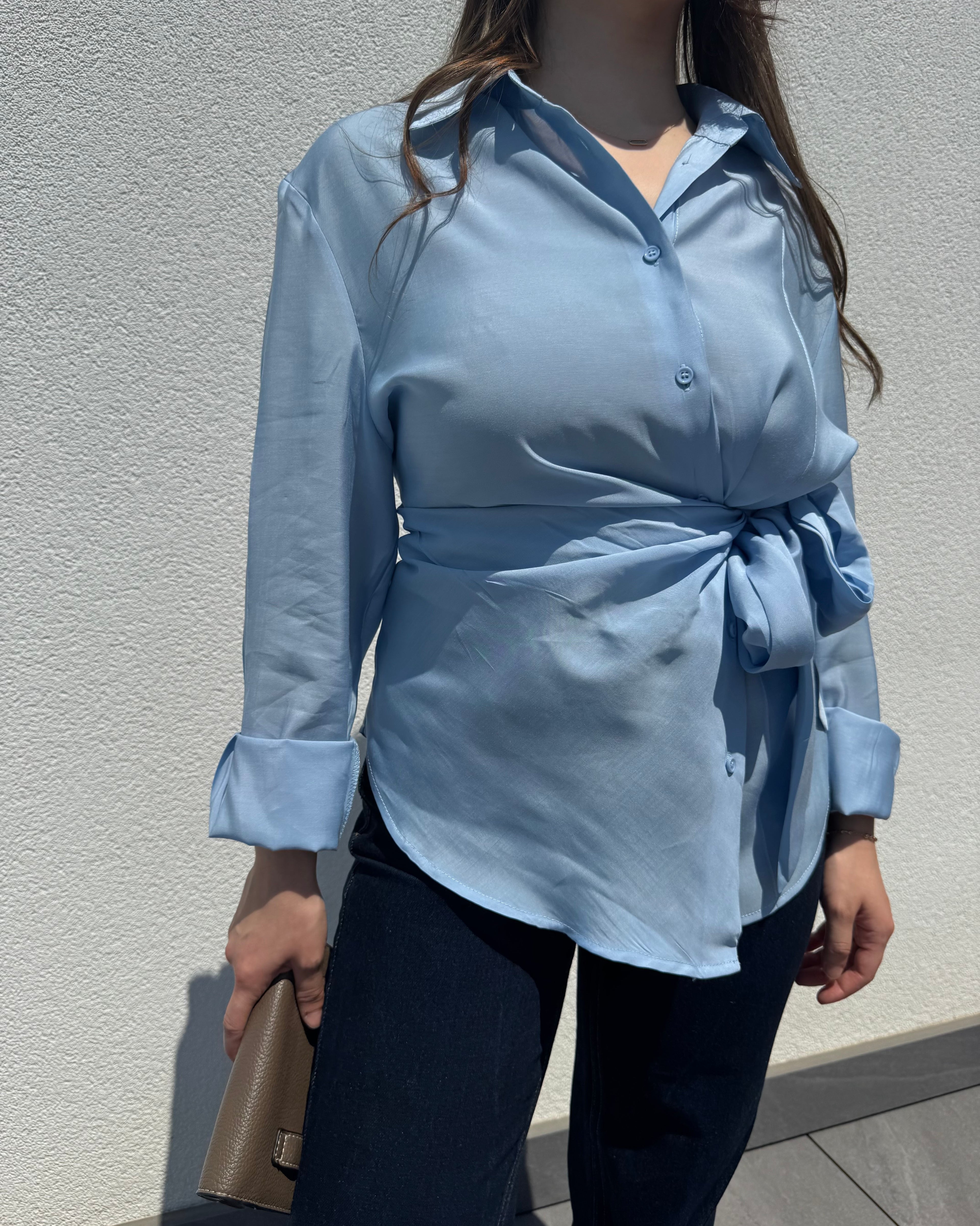 CHEMISE NOUÉE
